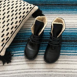 Camper Shearling Boots 39
